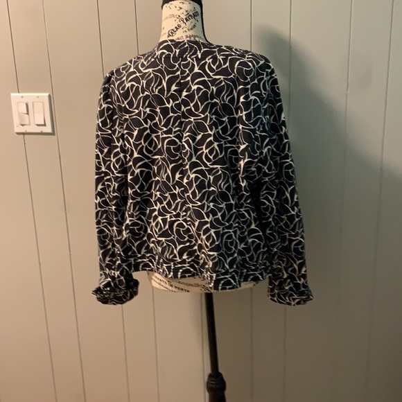 Jacket - Picture 2 of 3